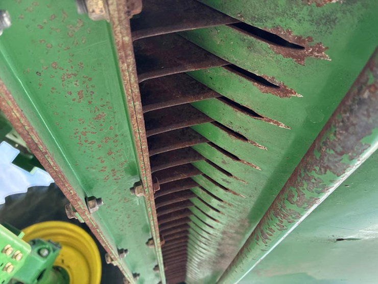 2009-john-deere-9570-sts-image-60