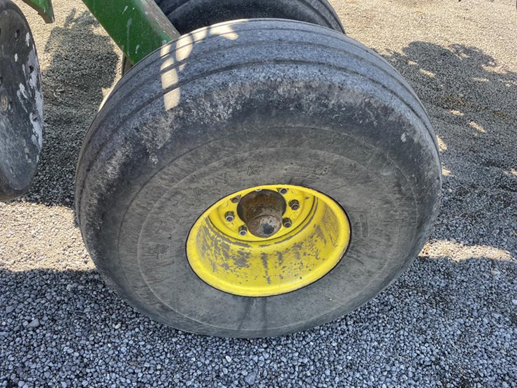 2004-john-deere-db90-image-51