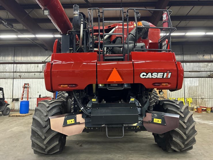 2012-case-ih-7230-image-6