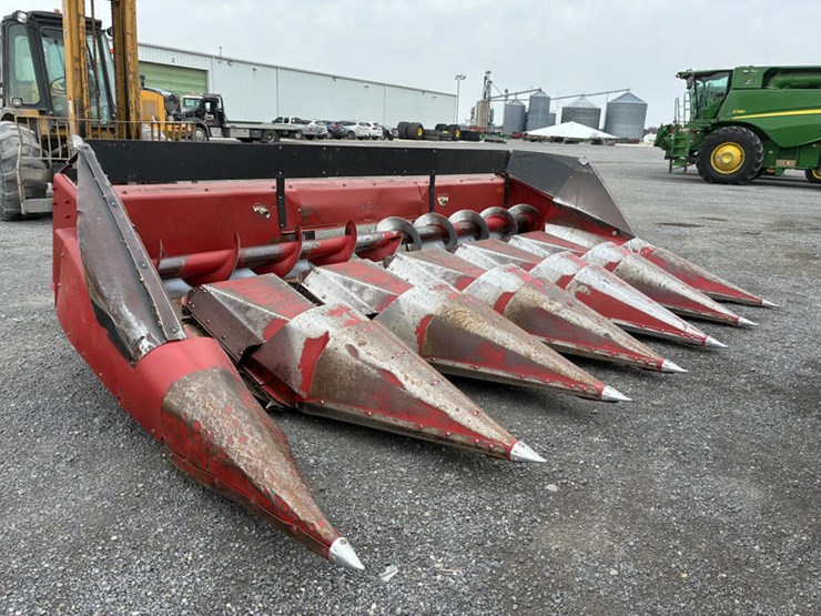 case-ih-1063-image-16