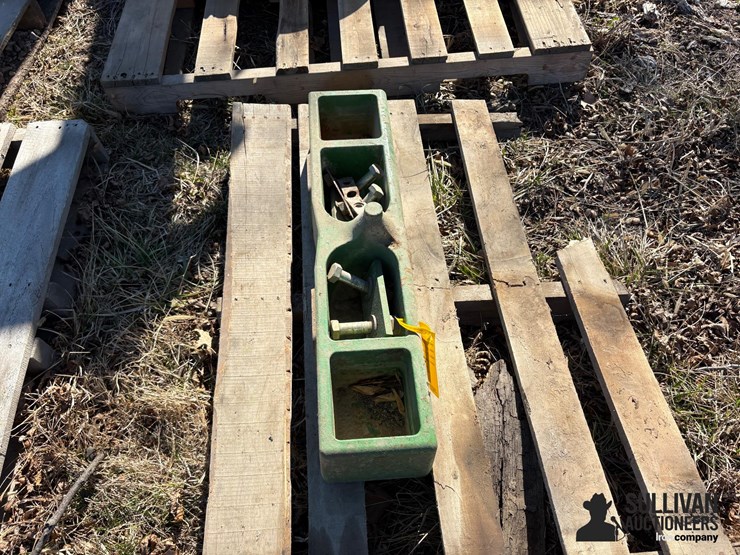 john-deere-weight-bracket-image-8