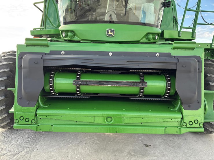 2015-john-deere-s670-image-29