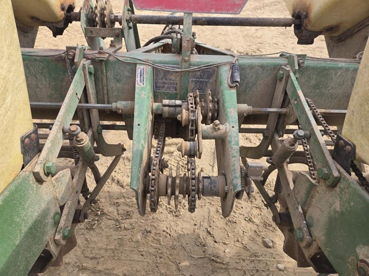 john-deere-7000-image-7