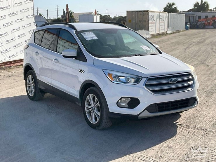 2018-ford-escape-image-2