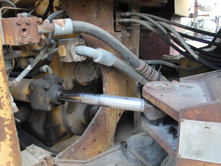 caterpillar-980-image-7