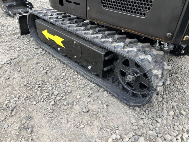 2026-miva-va15-mini-hydraulic-excavator-image-15