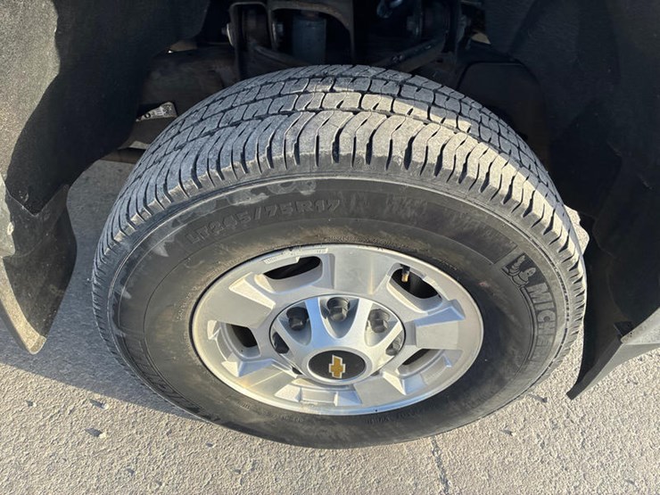 2019-chevrolet-2500-image-33