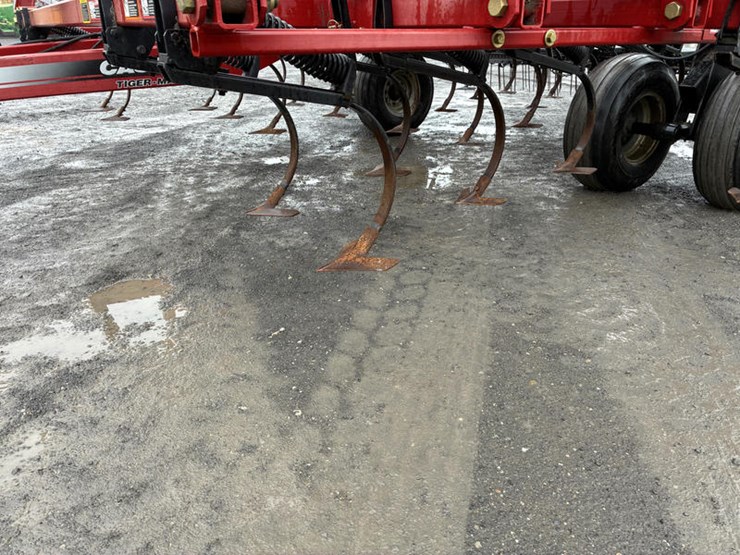 case-ih-tigermate-200-image-22