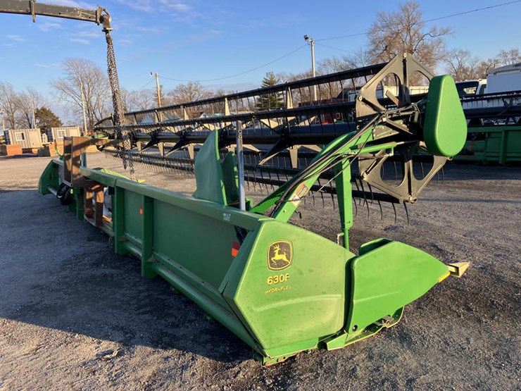 2005-john-deere-630f-image-17