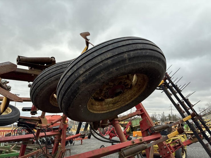 case-ih-4800-image-14