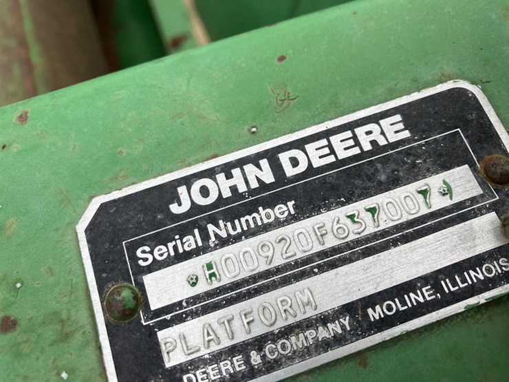 1990-john-deere-920-image-4