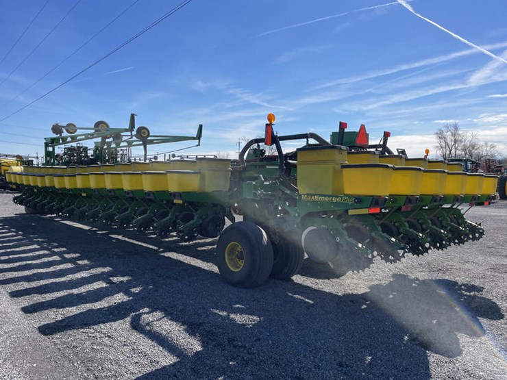 2004-john-deere-db90-image-5