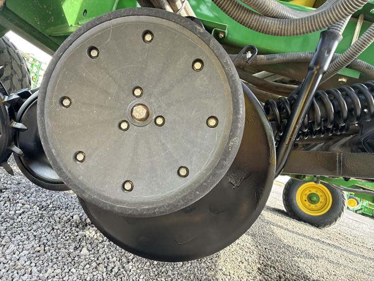 2005-john-deere-1690-image-28