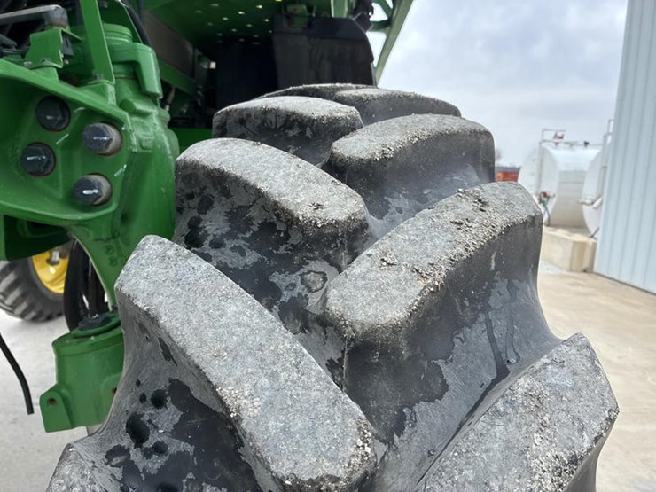 2021-john-deere-r4030-image-59