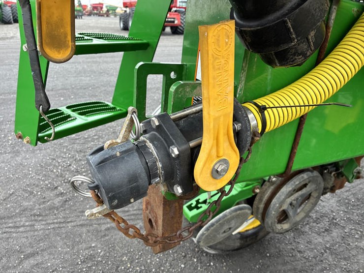 2019-john-deere-1775-image-78