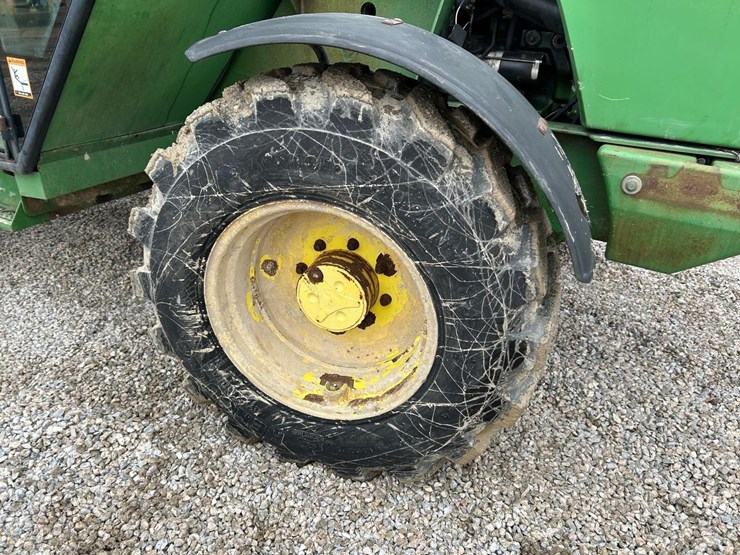 john-deere-3400-image-13