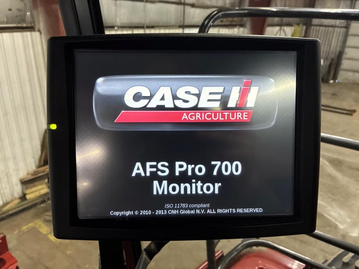 2012-case-ih-7230-image-95