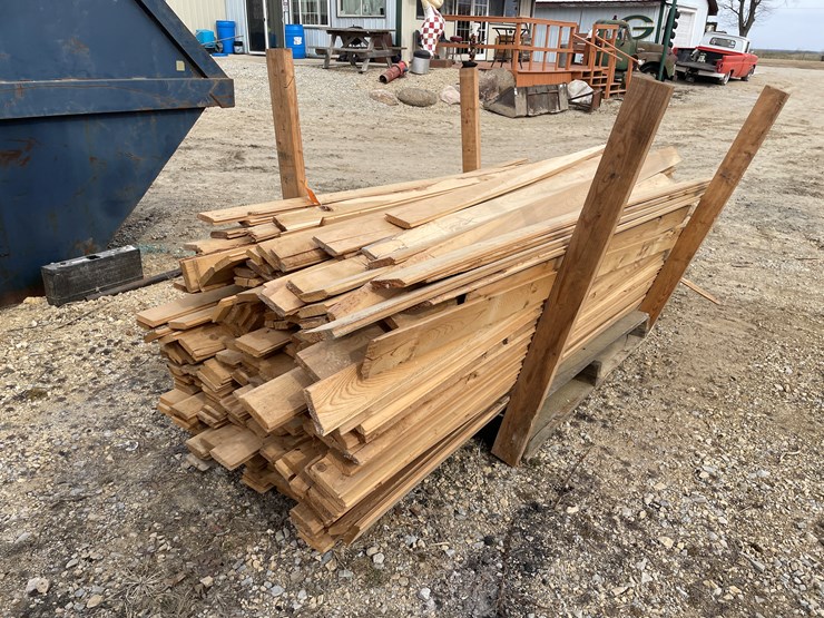 #4259-•-bundle-of-wood-paneling-image-3