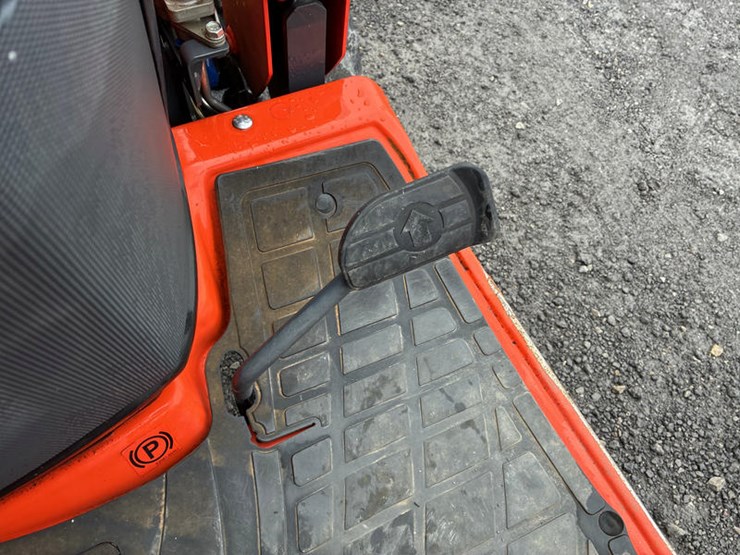 kubota-bx23slsb-r-1-image-53