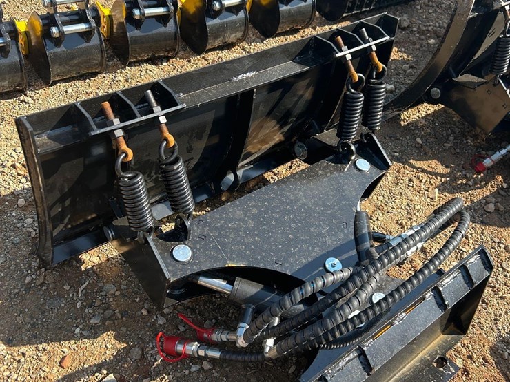 39in-mini-skid-steer-hydraulic-angle-dozer-blade-image-2