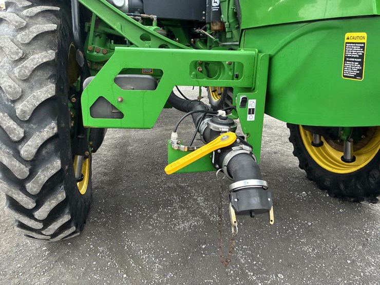 2017-john-deere-r4045-image-12