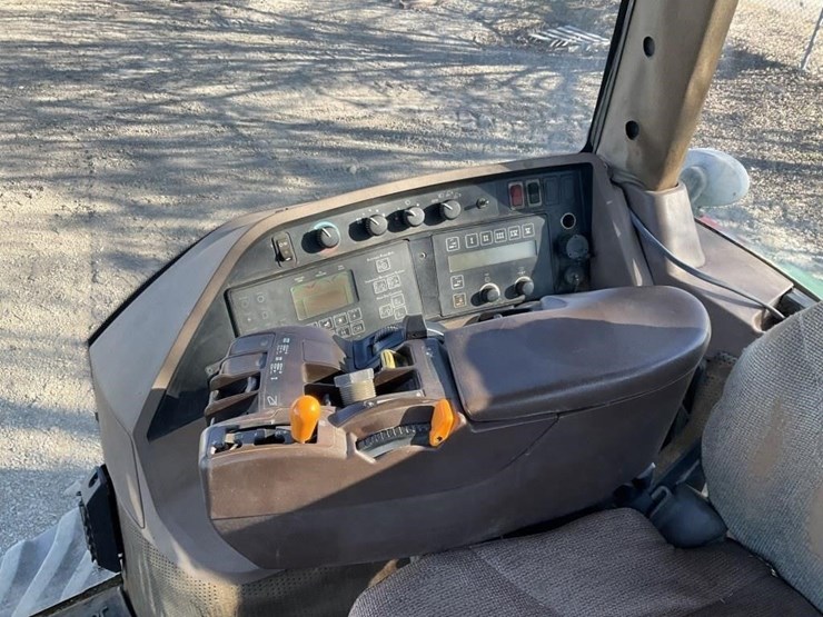 john-deere-8420t-image-23