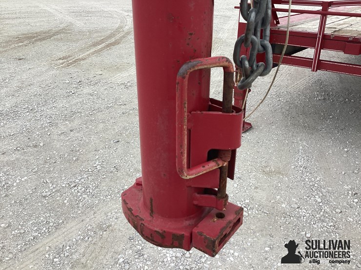 2013-titan-trailer-image-10