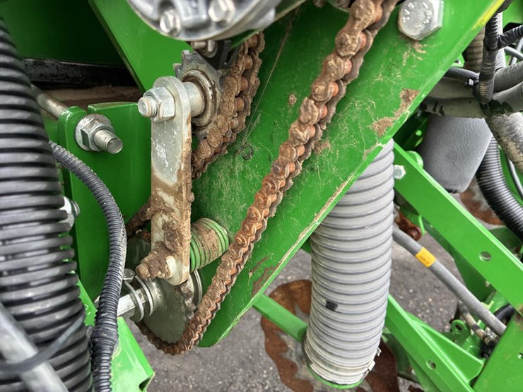2019-john-deere-1775-image-98
