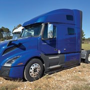 2024 VOLVO VNL 760
