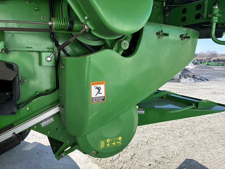 2013-john-deere-s670-image-58