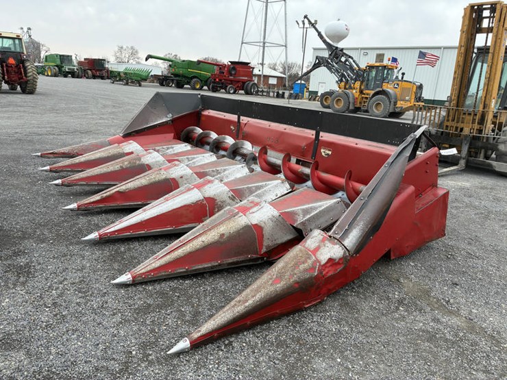 case-ih-1063-image-1