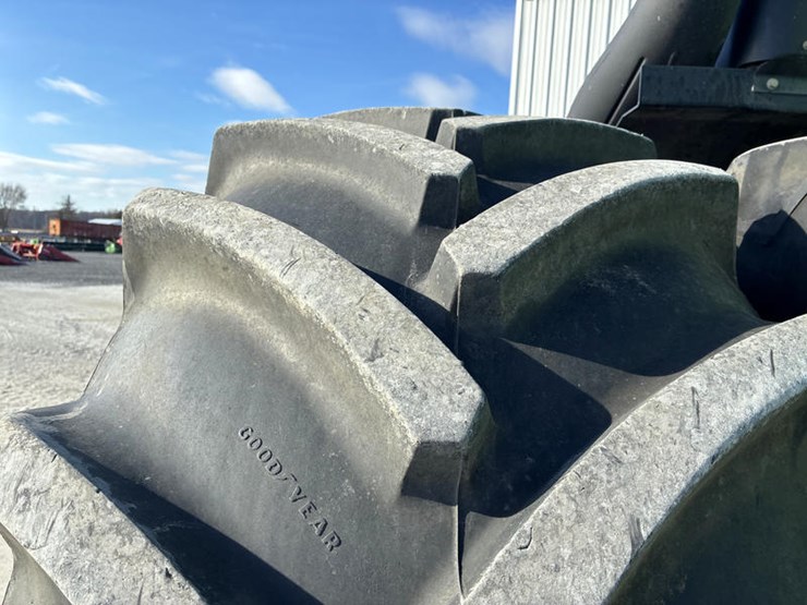 2010-john-deere-9430-image-39