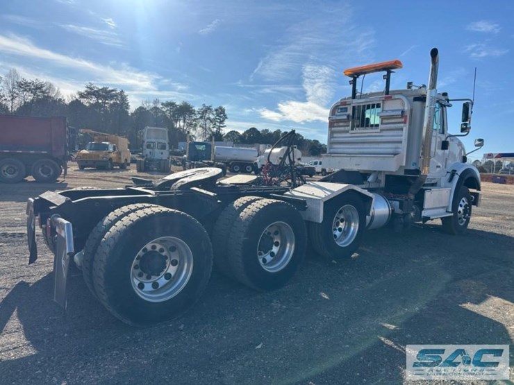 2017-international-hx620-image-14