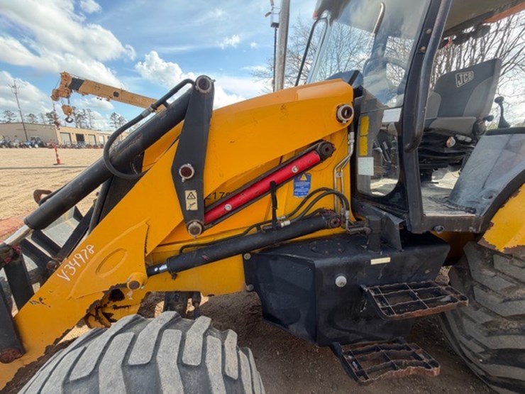 jcb-3cx-image-26
