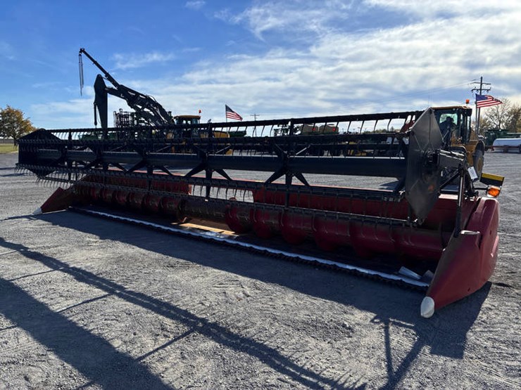 2011-case-ih-3020-image-4