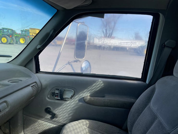 1995-gmc-sierra-3500hd-image-44