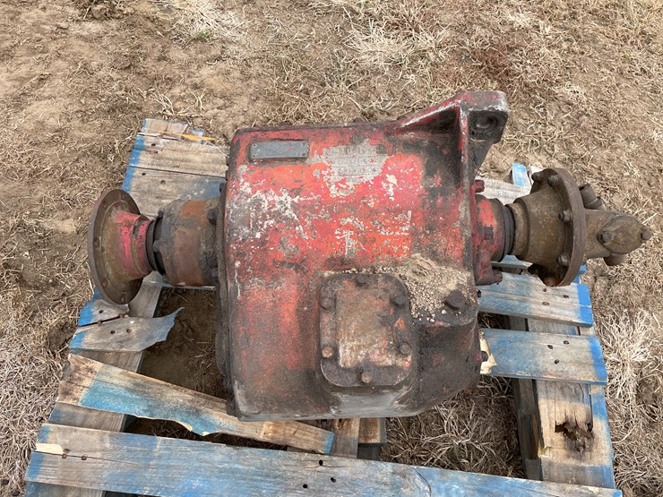 #4232-•-spicer-auxiliary-transmission-image-2