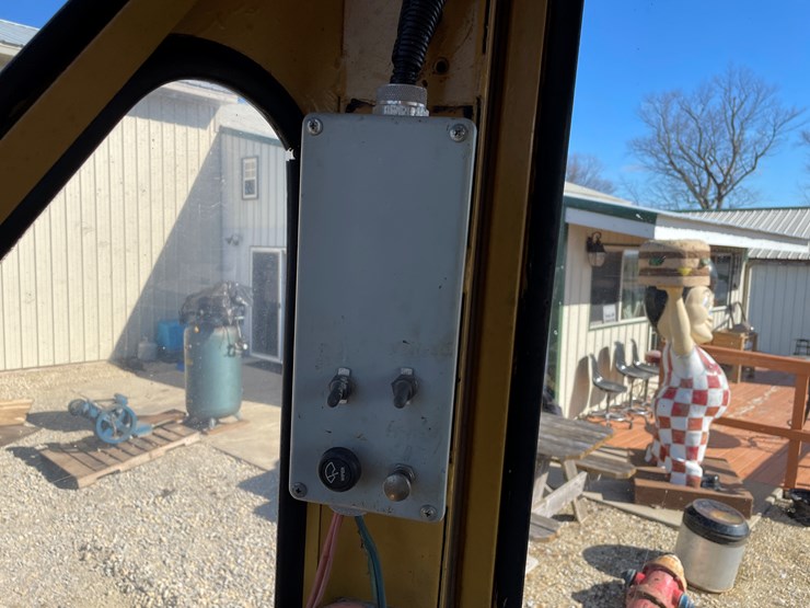 caterpillar-966c-image-40