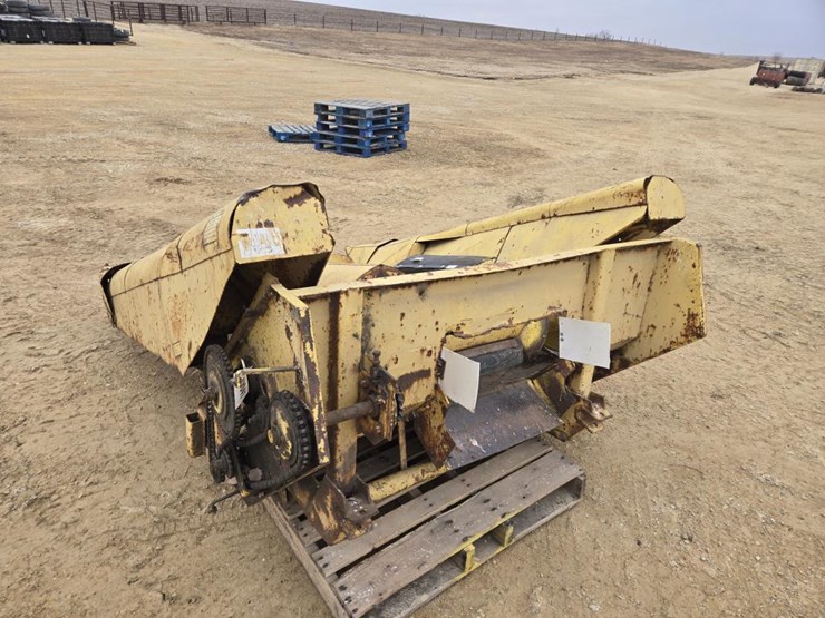 new-holland-900-image-3