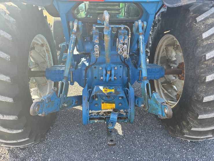 1990-ford-8730-image-21