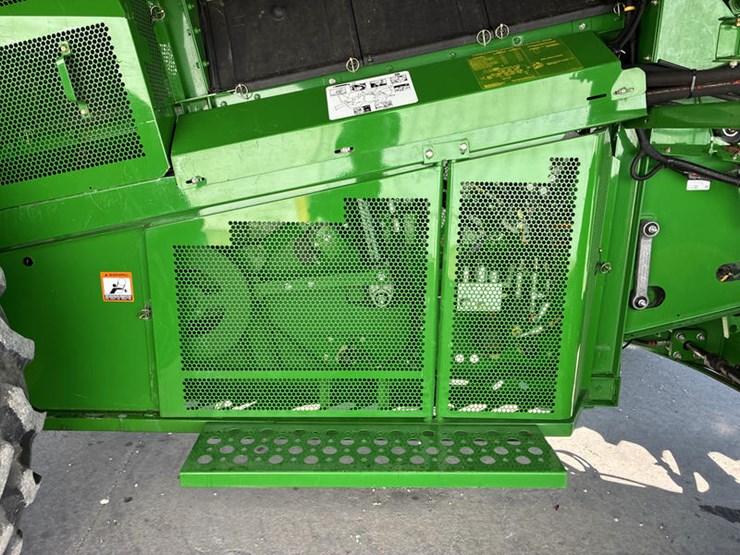 2012-john-deere-s670-image-48