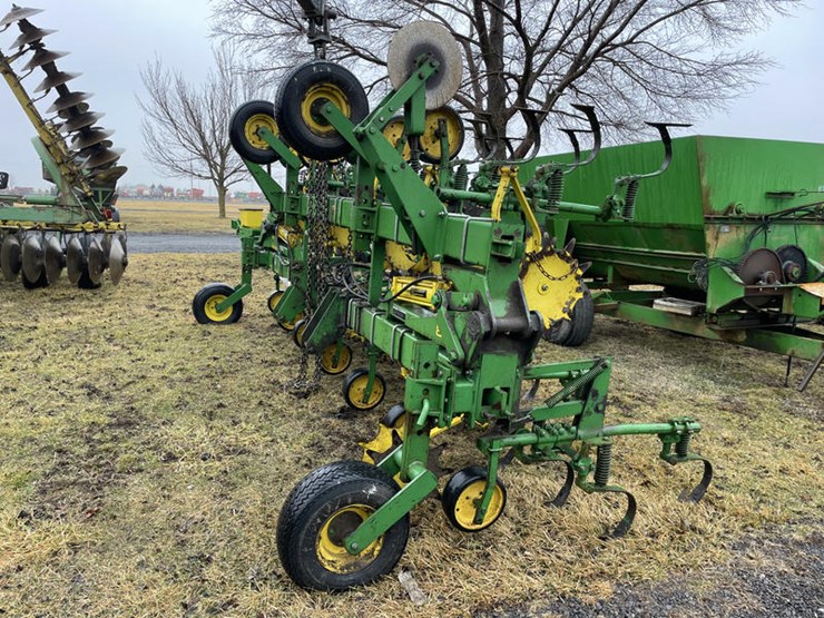 john-deere-85-image-2