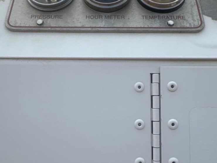 2005-ford-f650-image-13