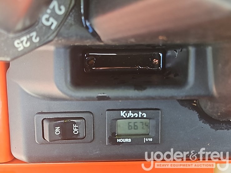 2016-kubota-z125skh-image-28