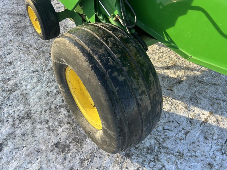 1999-john-deere-566-image-35