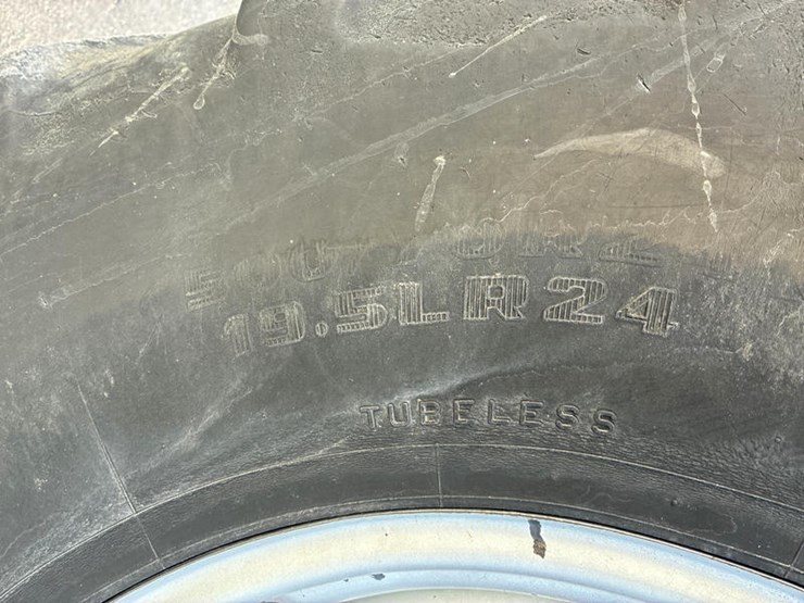 2008-case-ih-2588-image-45