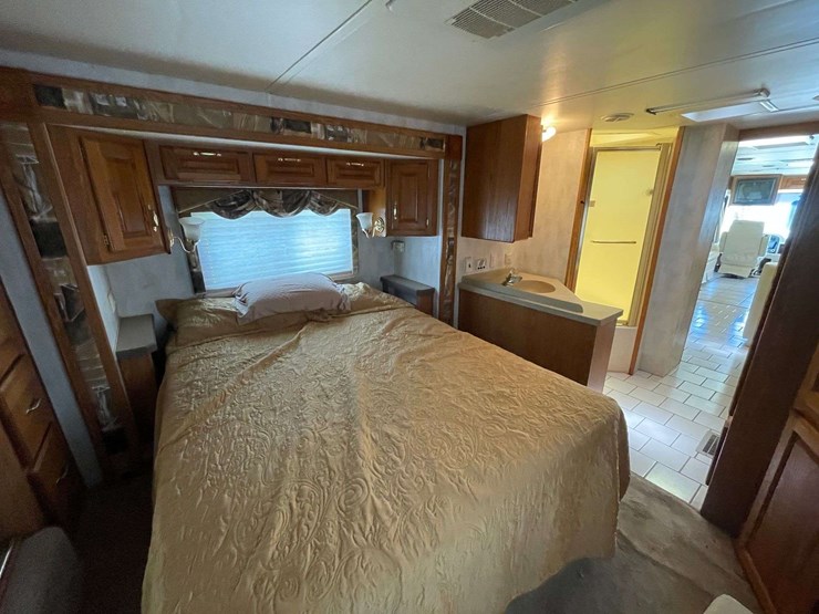 2000-holiday-rambler-"endeavor"-motorhome-(52,465-miles)-image-44