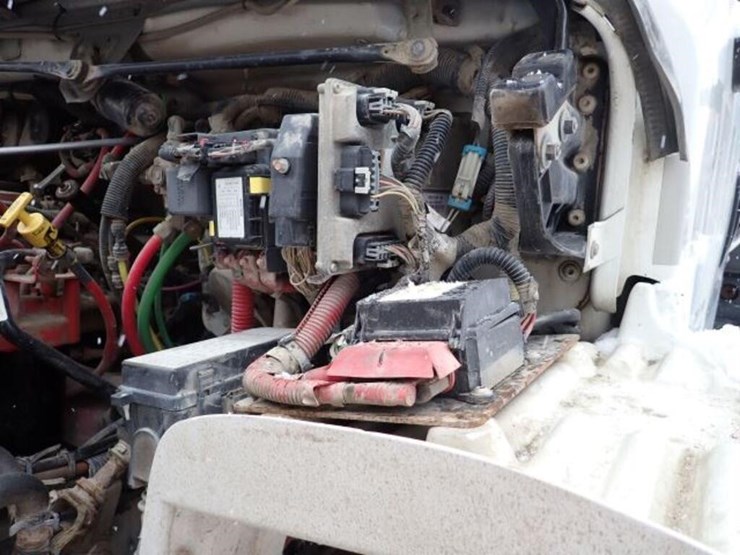 2020-johnston-es351-image-40