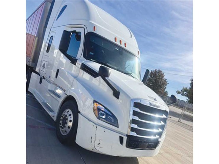 2019-freightliner-cascadia-116-image-1