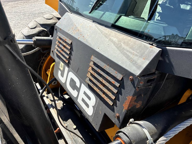 2018-jcb-930-image-18